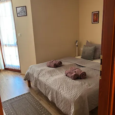 Zlata Praha Apartman *